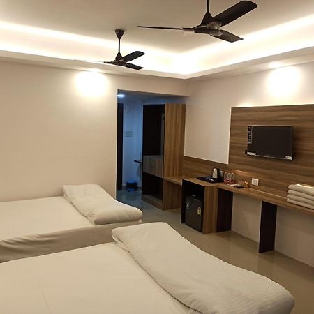 Gods County Hotels & Resorts Тарапит Екстериор снимка