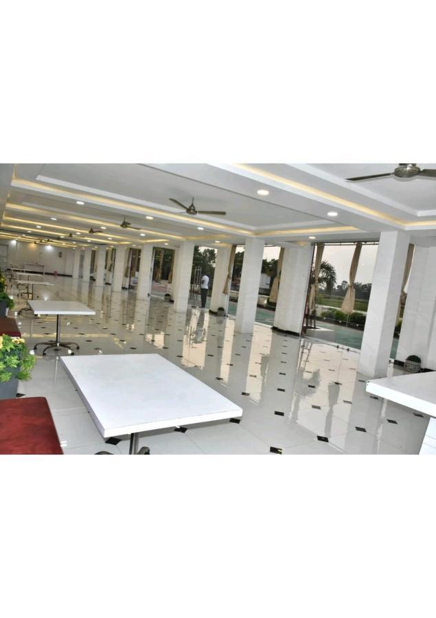 Gods County Hotels & Resorts Тарапит Екстериор снимка