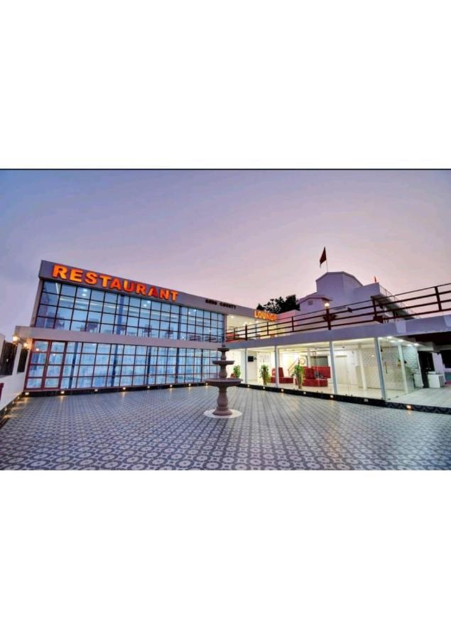 Gods County Hotels & Resorts Тарапит Екстериор снимка