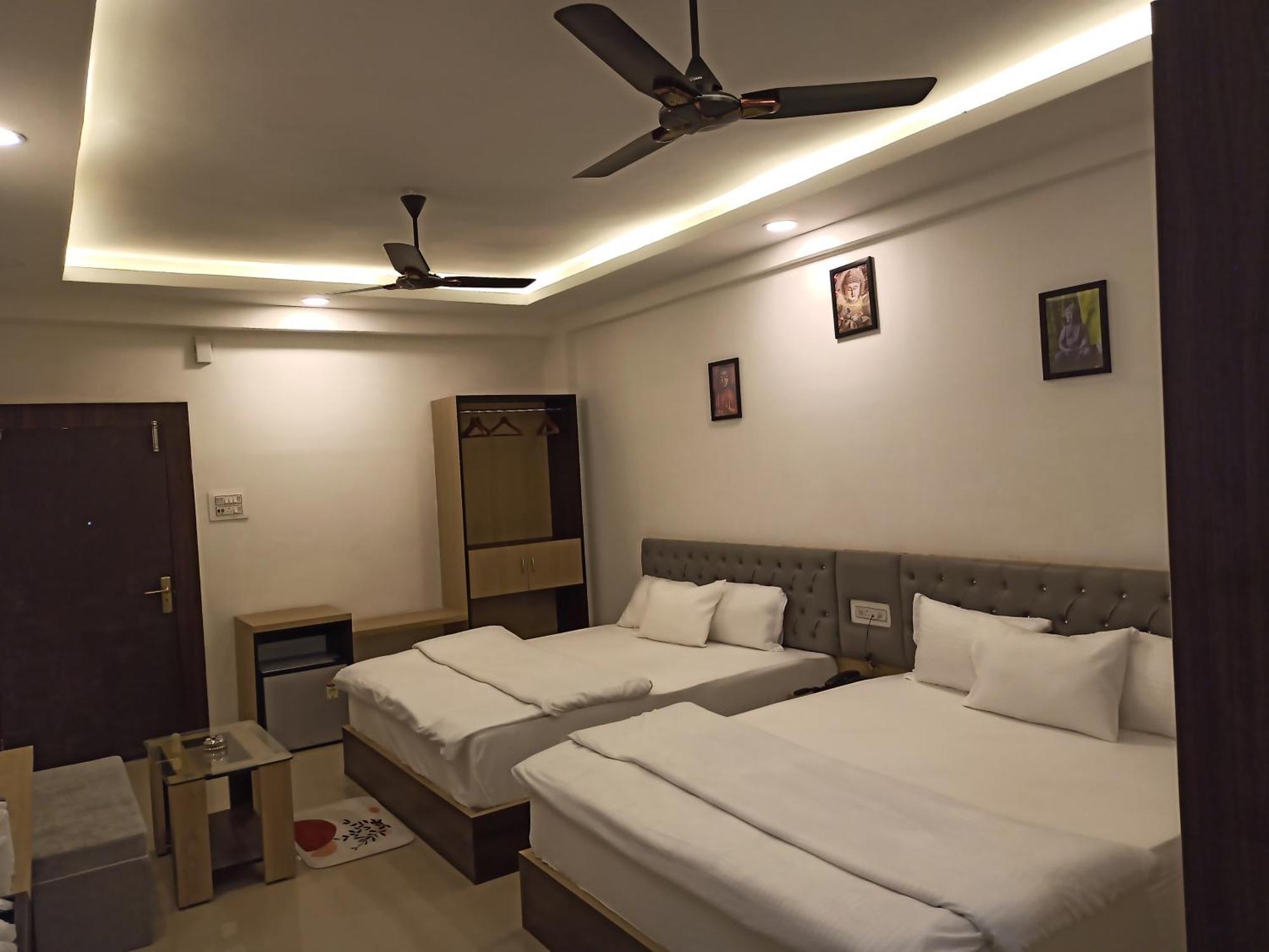 Gods County Hotels & Resorts Тарапит Екстериор снимка